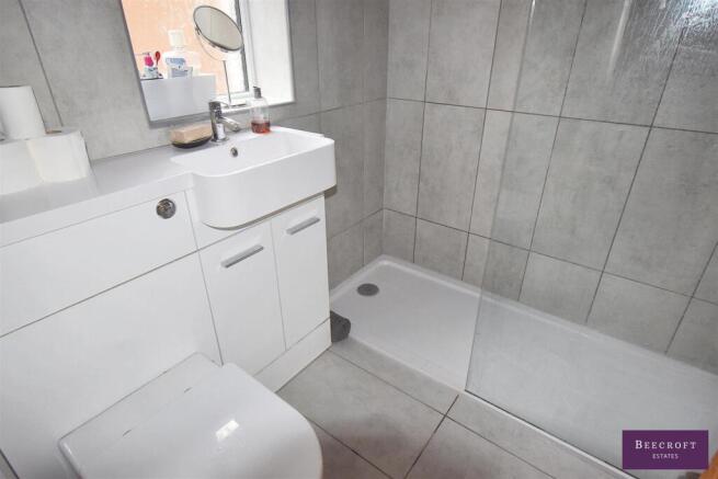 3 bed Semi-Detached for sale Image 12