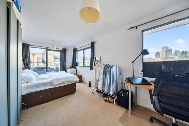 1415818-20-69944c...