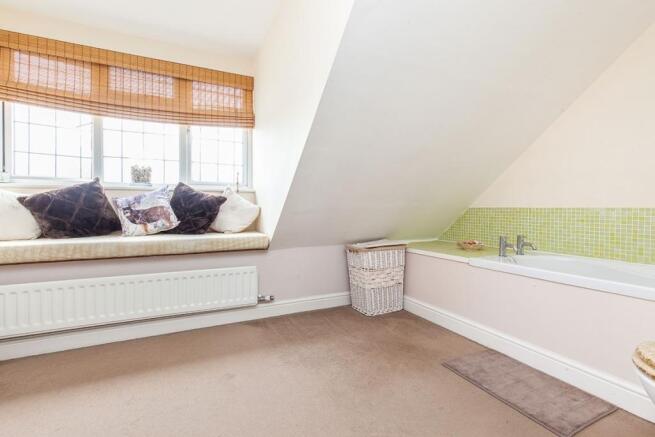 En-suite Bathroom