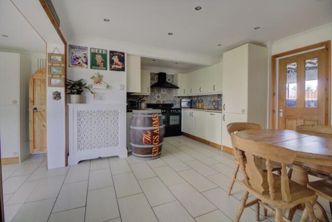 Kitchen-breakfast room