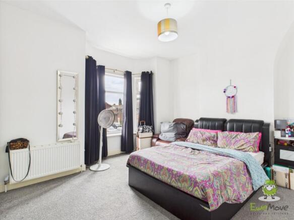 Main bedroom - Ewemove Whitchurch and Nantwich Ch