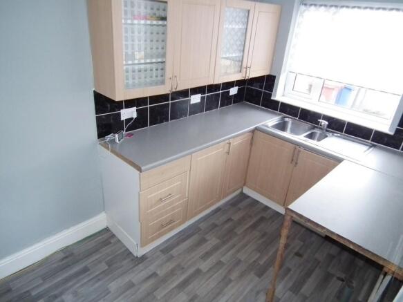 Kitchen Pic 2