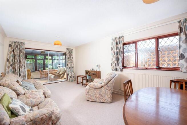 Sitting/Dining Room