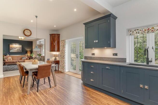 Kitchen - C.jpg