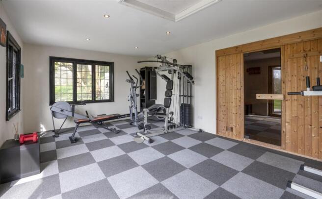 Garden House / Gym