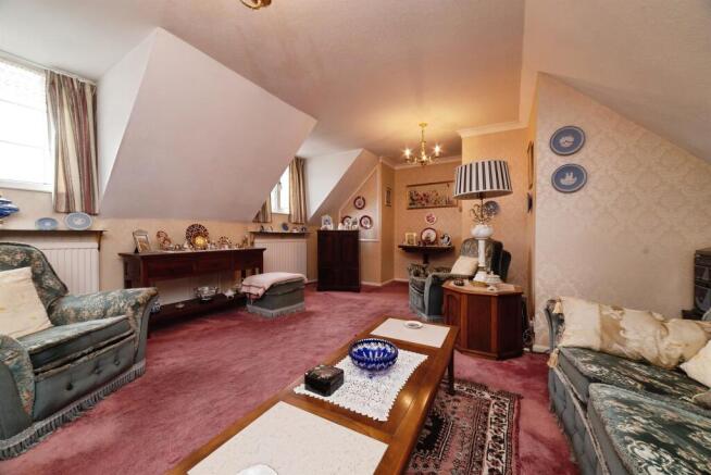 3 bed Semi-Detached for sale Image 5
