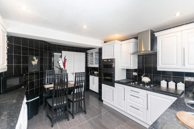 Kitchen 1