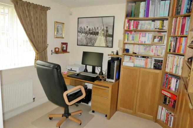 Bedroom 2: