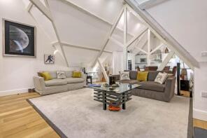 Penthouse North, London Court, The Galleries, Brentwood CM14 5FW