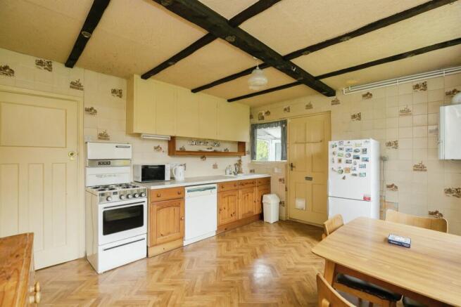 Eight Acre Lane, Three Oaks, Hastings photo 4