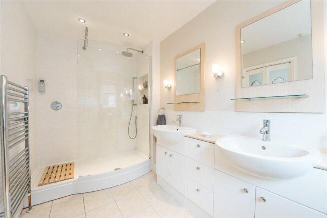 En Suite Shower Room