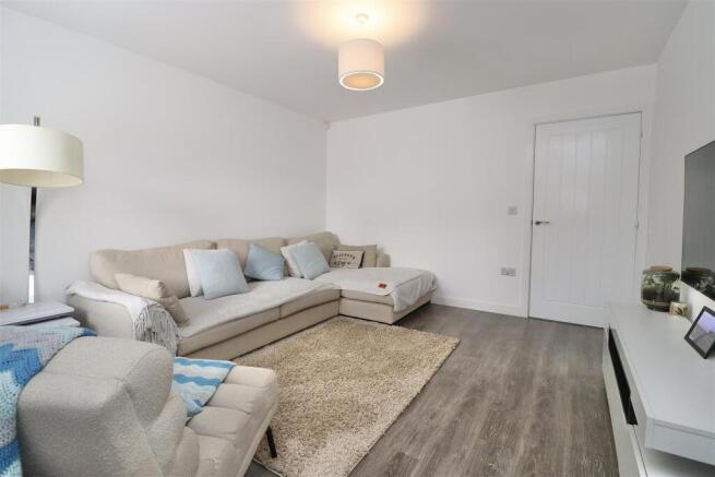 3 bed Detached for sale Image 4