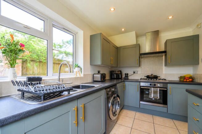 Kitchen - no dehu...