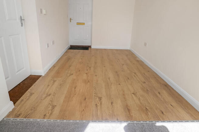 3 bed Detached to rent Image 9