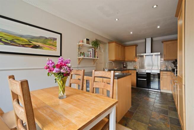 3 bed Detached for sale Image 8