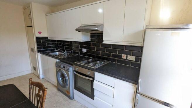 Sizeable kitchen/diner