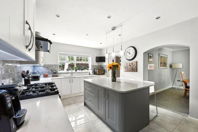Springwater Drive, Wychwood Park, Weston photo 4