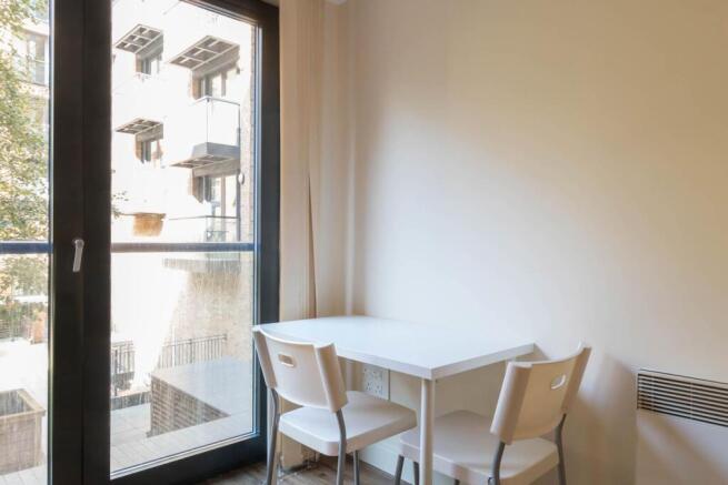 Living Area/ Dining Area