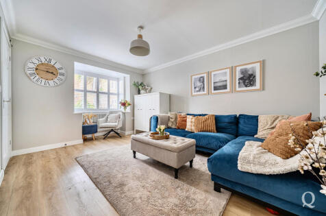Carnation Crescent, Sittingbourne, Kent, ME10