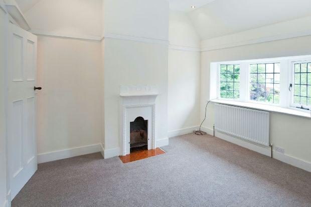 BEDROOM 2 FRONT