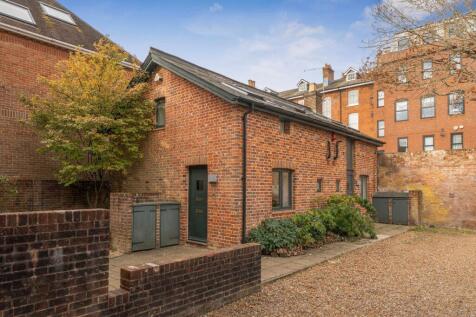 St. Thomas Street, Winchester, SO23