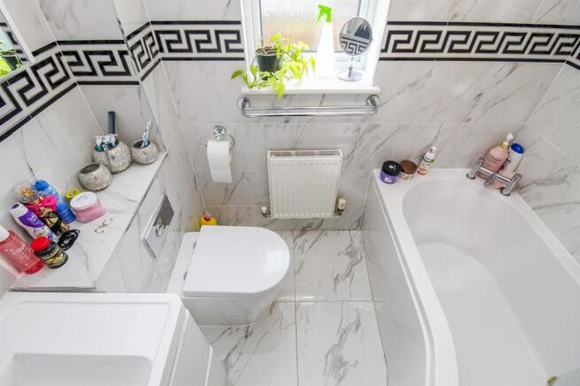 2 bed Semi-Detached for sale Image 11