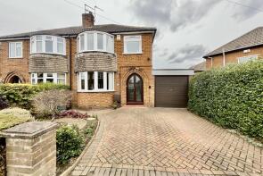 18, Chelmsford Avenue, Aston, Rotherham S26 2AU