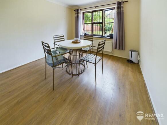 Dining Room.jpg