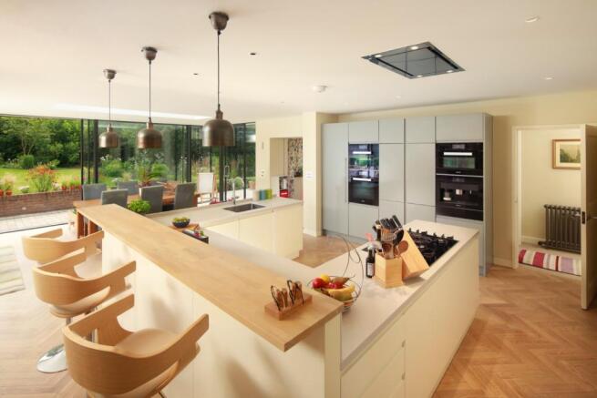 Kitchen/Breakfast