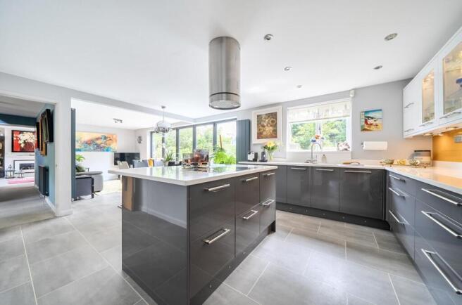 2 Sutton Acre