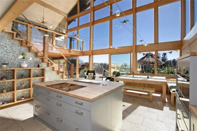 Kitchen/Dining Area