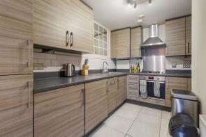 41, Rosefield, Pooles Park, London N4 3FD
