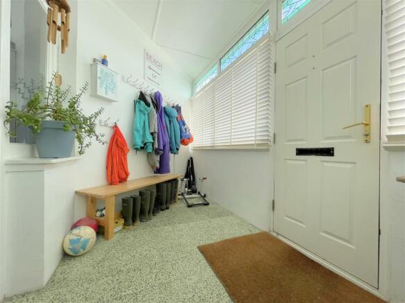 ENTRANCE PORCH