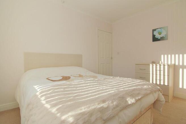 3 bed Semi-Detached for sale Image 10