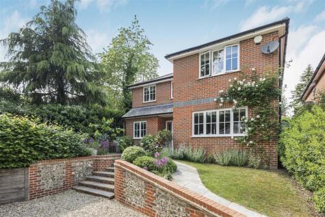 Gated Private Development, Sonning Common