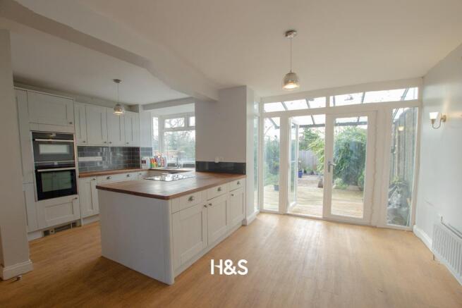 97 Acheson - Kitchen.jpg