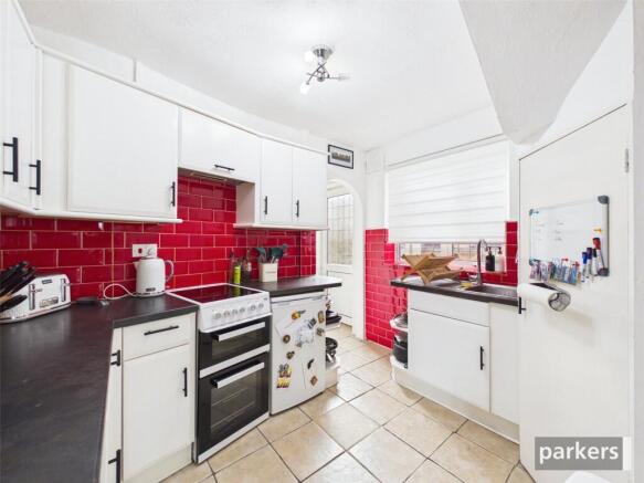 Heatherden Close, Reading, Berkshire, RG2 photo 4
