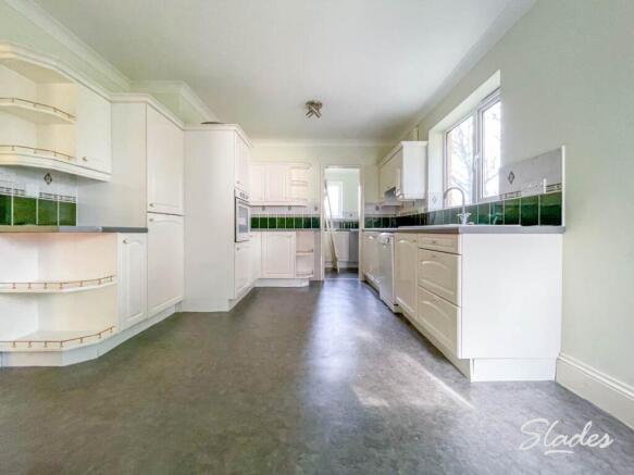 5 Byron house kitche