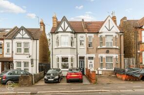 212, Greenford Avenue, London W7 3QT
