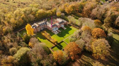 Warfield Street, Warfield, Bracknell, RG42