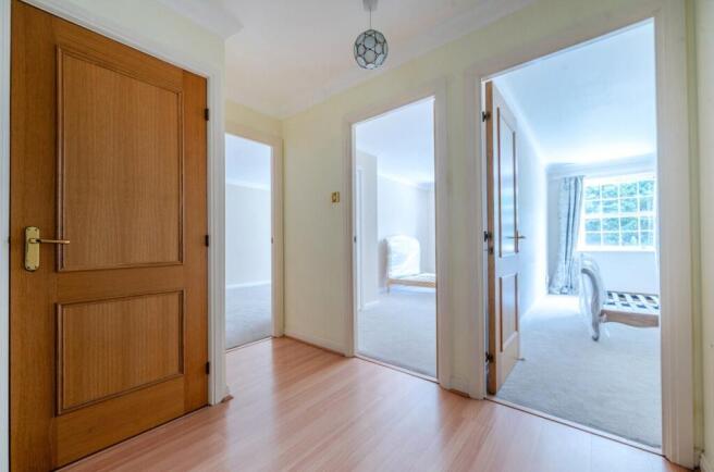 1325805-6-68750db...