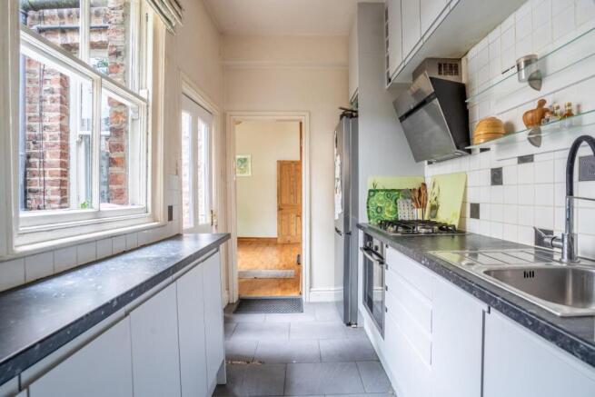 2 bed Terraced for sale Image 6
