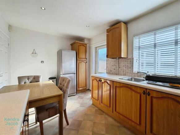 2 bed Terraced for sale Image 9