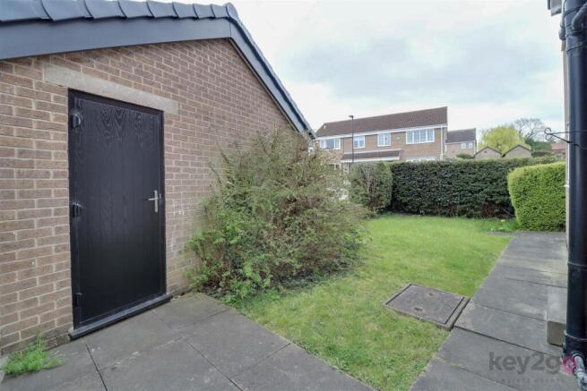 3 bed Detached for sale Image 8