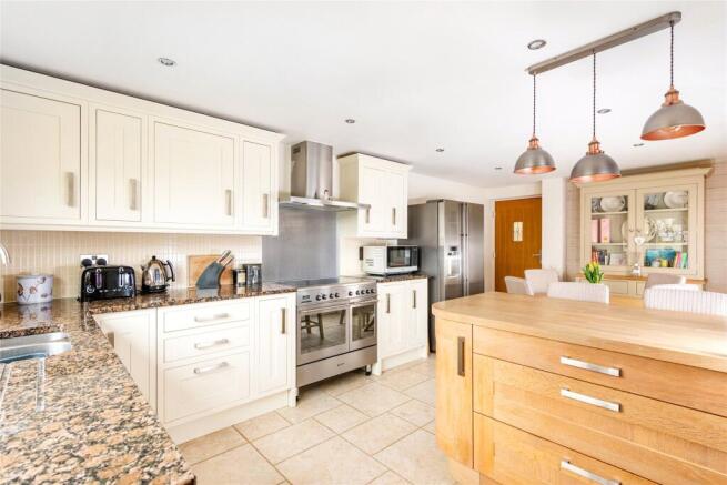 Kitchen/Dining