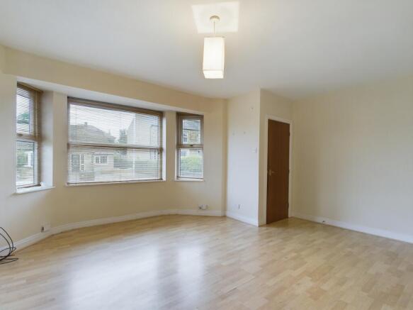1 bed Duplex to rent Image 4