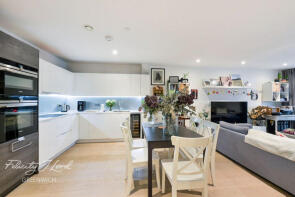 Flat 122, 65 Wyndham Apartments, River Gardens Walk, London SE10 0TZ