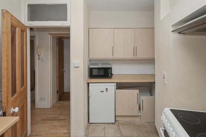 Flat 25, Furnival Mansions, Wells Street, Soho, London W1T 3PL