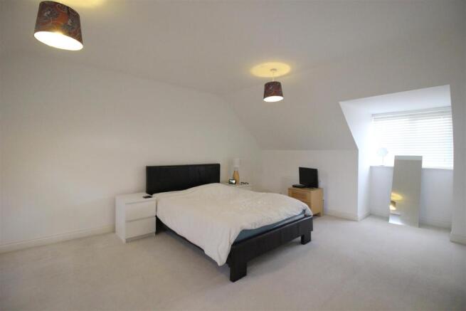 Main Bedroom