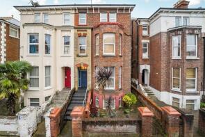 24b, St Ronans Road, Southsea PO4 0PT